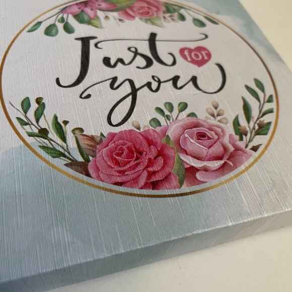 Corgi “I ❤️ Mom” Gift + Greeting Box Set - Picture 11 of 12